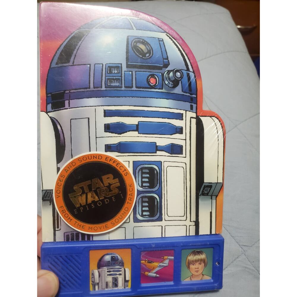 Vintage R2D2 Star Wars Episode 1 Voices and Sound Effects Book. Factory sealed